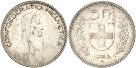1923. Suiza. B (Berna). 5 francos. (Kr. 37). 24,95 g. AG. EBC-.
