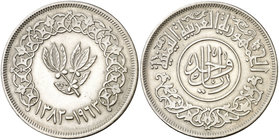 AH 1382/1963. República Árabe del Yemen. 1 riyal. (Kr. 31). 19,80 g. AG. Rayitas. S/C-.