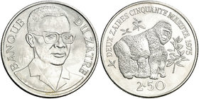 1975. Zaire. 2 1/2 zaires. (Kr. 9). 28,60 g. AG. S/C.