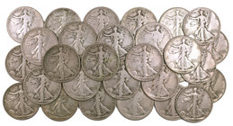 1917 a 1947. Estados Unidos. Lote de 32 monedas en plata de 1/2 dólar, tipo "Liberty". A examinar. BC/MBC.