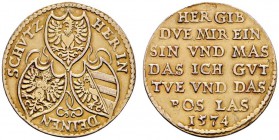 Altdeutsche Münzen und Medaillen 
 Nürnberg, Stadt 
 Altvergoldete Silbermedaille, sogen. Wunschmedaille 1574 unsigniert. Die drei Stadtwappen / Sie...