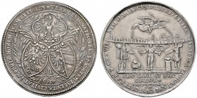 Altdeutsche Münzen und Medaillen 
 Nürnberg, Stadt 
 Silberne Ratsmedaille 1585 von V. Maler. Drei Wappenschilde, dazwischen Zweige / Zwischen einem...