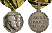 Altdeutsche Münzen und Medaillen 
 Württemberg 
 Wilhelm II. 1891-1918 
 Tragbare Silbermedaille, sogen. Erinnerungszeichen 1911 von L. Habich, auf...