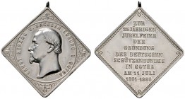 Thematische Medaillen 
 SCHÜTZEN. Deutscher Schützenbund 
 Tragbare, klippenförmige Silbermedaille 1886 von Helfricht, auf das 25-jährige Bestehen d...