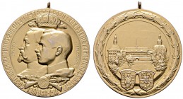 Thematische Medaillen 
 SCHÜTZEN. Deutscher Schützenbund 
 Tragbare, vergoldete Silbermedaille 1911 unsigniert, auf das 50-jährige Bestehen des Deut...