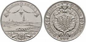 Thematische Medaillen 
 Deutsches Bundesschießen 
 9. Deutsches Bundesschießen zu Frankfurt/M. 1887 Silbermedaille von W. Mayer (unsigniert). Stadt­...
