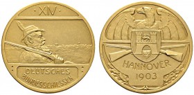 Thematische Medaillen 
 Deutsches Bundesschießen 
 14. Deutsches Bundesschießen zu Hannover 1903. Mattierte Goldmedaille unsigniert. Schütze mit ges...