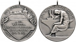 Thematische Medaillen 
 Württembergisches Landesschießen 
 35. Württembergisches Landesschießen zu Esslingen 1932. Tragbare, mattierte Silbermedaill...