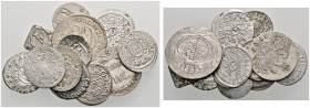 Lots altdeutscher Münzen und Medaillen 
 Altdeutschland 
 13 Stücke: AUGSBURG , Pfennigklippe 1624; BAYERN , Kreuzer 1700; 3 Kreuzer 1799 für ANSBAC...
