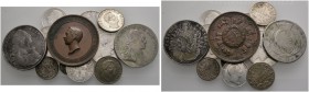 Lots altdeutscher Münzen und Medaillen 
 Altdeutschland 
 12 Stücke: BADEN , 1/2 Gulden 1838; BAYERN , Madonnentaler 1764 und Gulden 1843; PREUSSEN ...