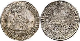 1559. Fernando I, hermano de Carlos I. Kuttenberg. 1 taler. (Dav. 8050 var). 28,48 g. Bella. Ex Colección Rocaberti, Áureo 19/05/1992, nº 178. Ex Cole...