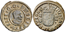 1662. Felipe IV. M (Madrid). S. 16 maravedís. (Cal. 1396 var) (J.S. M-362). 4,30 g. El 2 de la fecha girado. Valor al revés. Muy rara. MBC+.