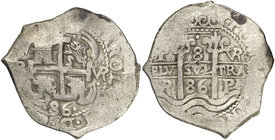 1686. Carlos II. Potosí. VR. 8 reales. (Cal. 369) (Paoletti 323). 26,67 g. Doble fecha. MBC.