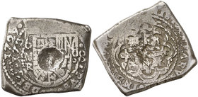 1729. Felipe V. México. R. 8 reales. (Cal. 754). 27,22 g. Curiosa doble acuñación, que permite leer la fecha dos veces. Vano en anverso. Rara. (BC+)....