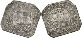 1733. Felipe V. México. MF. 8 reales. (Cal. 768). 25,38 g. Tipo "klippe". Corrosiones marinas. Rara. MBC-.