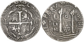 1695. Carlos II. Lima. R. 8 reales. (Cal. 225) (Lázaro 11). 26,53 g. Redonda. Tipo "real". Doble fecha. Rarísima sin perforación. MBC.