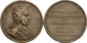 Benedetto XIV (1740-1758), Prospero Lambertini. Medaglia 1742, per lo studio delle Belle Arti a Bologna. D/ BENEDICTO XIV PONT MAX. Busto a destra con...