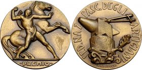 Medaglia premio della Federazione Nazionale Fascista degli artigiani. Cf. Casolari SD-43. AE. mm. 40.20 Inc. Morbiducci. SPL.