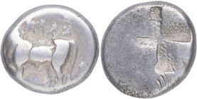 400-350 aC. Bithynia (Kalchedon). Hemidracma. Km#134. Ag. 2,40 g. Toro parado a izquierda /Cuadrado inverso. MBC. Est.30.