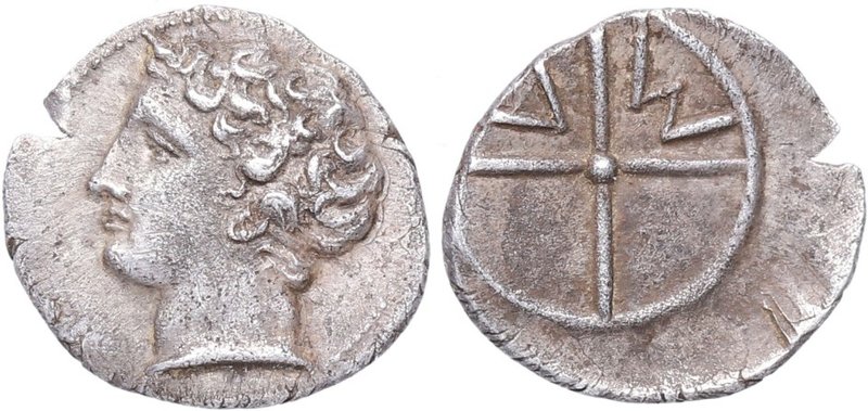 Siglo III-II aC. Massalia. Trietartemorion. FAB 1181. Ag. 0,60 g. Cabeza masculi...