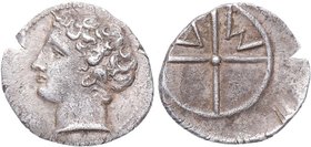 Siglo III-II aC. Massalia. Trietartemorion. FAB 1181. Ag. 0,60 g. Cabeza masculina y descubierta a derecha /Rueda de cuatro radios, en el interior de ...