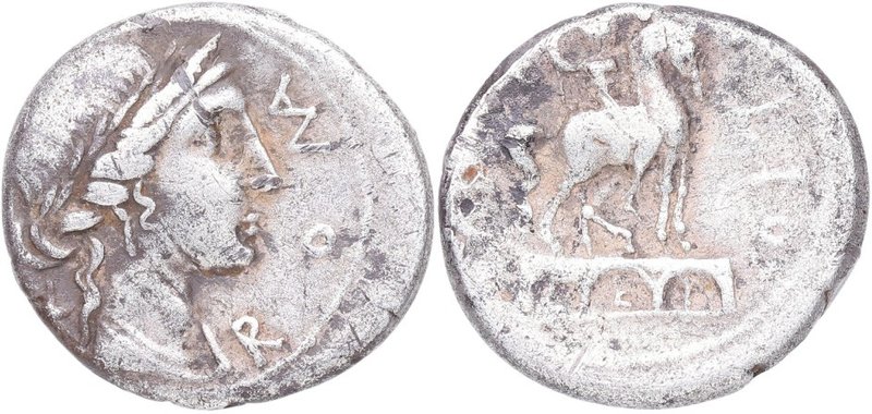114 -113 aC. Familia "Gens Aemilia". Denario. Craw 291-1. Ag. 3,70 g. Busto de l...