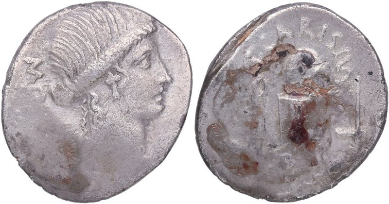 46 aC. Familia "Gens Carisia". Denario. Craw. 484 – 2 . Ag. 3,45 g. Cabeza de la...