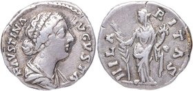 161-175 dC. Marco Aurelio. Roma. Denario. RIC III Marcus Aurelius 686. Ag. 3,11 g. FAVSTINA AVGVSTA. Busto de Faustina II, con la cabeza descubierta, ...