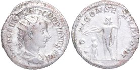 238 - 239 dC. Gordiano III. Roma. Antoniniano. RIC 2.C.105. Ag. 3,58 g. IMP CAES M ANT GORDIANVS AVG. Busto con corona de rayos, paludament y tanque d...