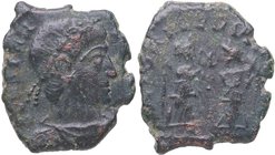 337-350. Bajo Imperio. Constante. Roma. 1/2 centenionalis. Ae. 1,60 g. Rara. BC. Est.20.