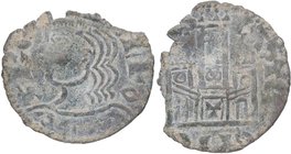 1312-1350. Alfonso XI (1312-1350). Toledo. Cornado. Mar 502. Ve. 0,74 g. T en puerta de castillo. BC+. Est.15.