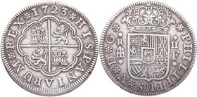 1723. Felipe V (1700-1746). Segovia. 2 Reales. F. Cy 8749. Ag. 5,84 g. Flores de seis pétalos. MBC+. Est.70.