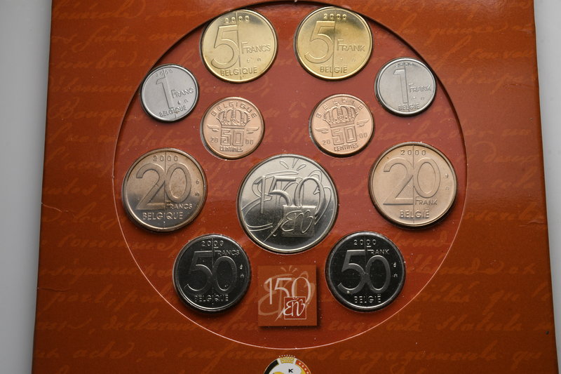 Belgium. AD 2000.
153 Francs





mint state