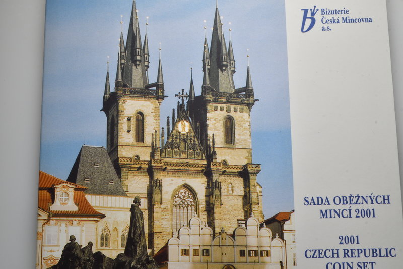 Czech Republik. AD 2001.
88,80 Kronen





mint state