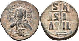 Anonymous Folles, time of Romanus III, circa 1028-1034. Follis (Bronze, 30 mm, 9.10 g, 6 h), Class B, Constantinopolis. [+ЄMMANOVHΛ] Nimbate bust of C...