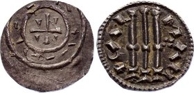 Hungary Denar 1095 - 1116 (ND)

ÉH# 30; Kálmán Könyves; Silver 0.38g