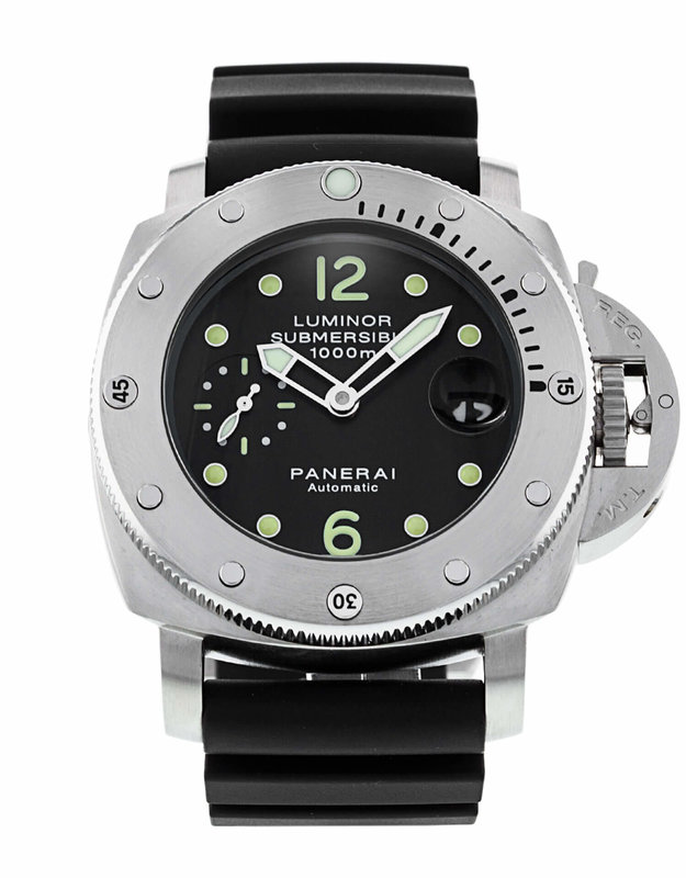 Panerai Luminor Submersible

Brand name: Panerai

Body material: Steel

Bracelet...