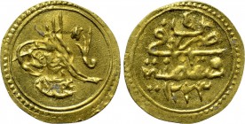 OTTOMAN EMPIRE. Mahmud II (AH 1223-1255 / AD 1808-1839). GOLD Çeyrek. Qustantiniya (Constantinople) mint. Dated AH 1223//4 (AD 1811).