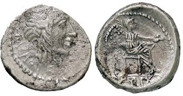 ROMANE REPUBBLICANE - PORCIA - M. Porcius Cato (89 a.C.) - Quinario - Testa della Libertà a d. /R La Vittoria seduta a d. con patera e palma B. 7; Cr....