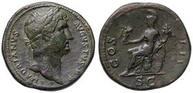 ROMANE IMPERIALI - Adriano (117-138) - Sesterzio - Testa laureata a d. /R Roma seduta a s. su corazza con Vittoria e cornucopia C. 342; RIC 636 (AE g....