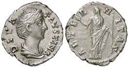 ROMANE IMPERIALI - Faustina I (moglie di A. Pio) - Denario - Busto drappeggiato e diademato a d. /R L'Eternità stante a s. con scettro e la mano d. al...