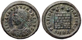 ROMANE IMPERIALI - Crispo (317-326) - Follis ridotto (Cizico) - Busto laureato e corazzato a s. /R Porta da campo sormontata da due torri e una stella...