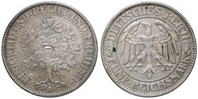 ESTERE - GERMANIA - Repubblica di Weimar (1919-1933) - 5 Marchi 1932 A Kr. 56 AG Graffio profondo sull'albero
BB-SPL