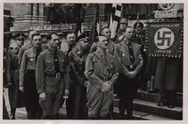VARIE - Fotografie e macchine fotografiche GERMANIA - Lotto di 44 fotografie/figurine di medio modulo di epoca nazista
Buono