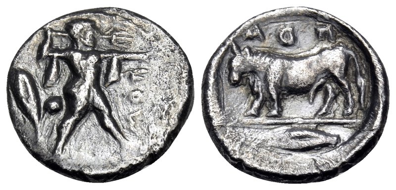 LUCANIA. Poseidonia. Circa 445-420 BC. Diobol (Silver, 12 mm, 1.26 g, 2 h). ΠOΣ ...