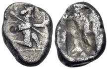 PERSIAN ASIA MINOR, Achaemenid Empire. Time of Xerxes II to Artaxerxes II, Circa 420-375 BC. Siglos (Silver, 18 mm, 5.34 g). Persian king, wearing rad...