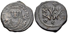 Maurice Tiberius, 582-602. Half Follis (Bronze, 22.5 mm, 6.25 g, 7 h), Theoupolis (Antiochia). d m TIV CO-TAN P P AV Crowned bust of Maurice Tiberius ...