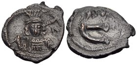 Constantine IV Pogonatus, 668-685. Pentanummium (Copper, 21 mm, 2.86 g, 7 h), Constantinople, 668-673. Crowned and cuirassed facing bust of Constantin...