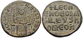 Leo VI the Wise, 886-912. Follis (Bronze, 25 mm, 8.19 g, 6 h), Constantinople. +LEON BA-S-ILEVS ROM✱ Leo enthroned facing, holding labarum and akakia....