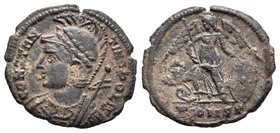 Centenionalis. 333-334 d.C. (Spink-16455). Rev.: CONST en exergo. Corona en campo. Ae. 1,97 g. Monedas acuñadas en tiempo de Constantino I para circul...